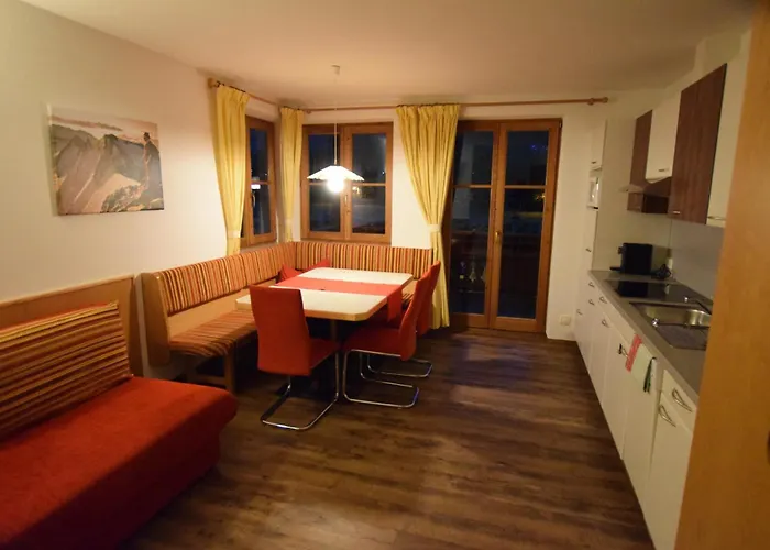 费瑞恩豪弗颂城公寓 *